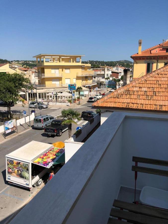 Rs305 - Marcelli, Nuovo Bilocale Fronte Mare Apartment Екстериор снимка